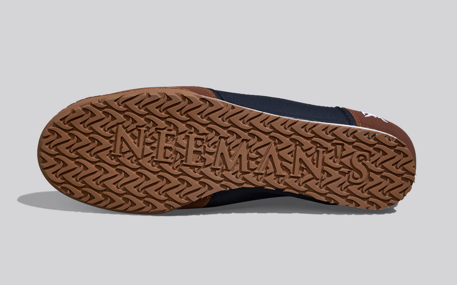 The Urban Ease : Black-Tan