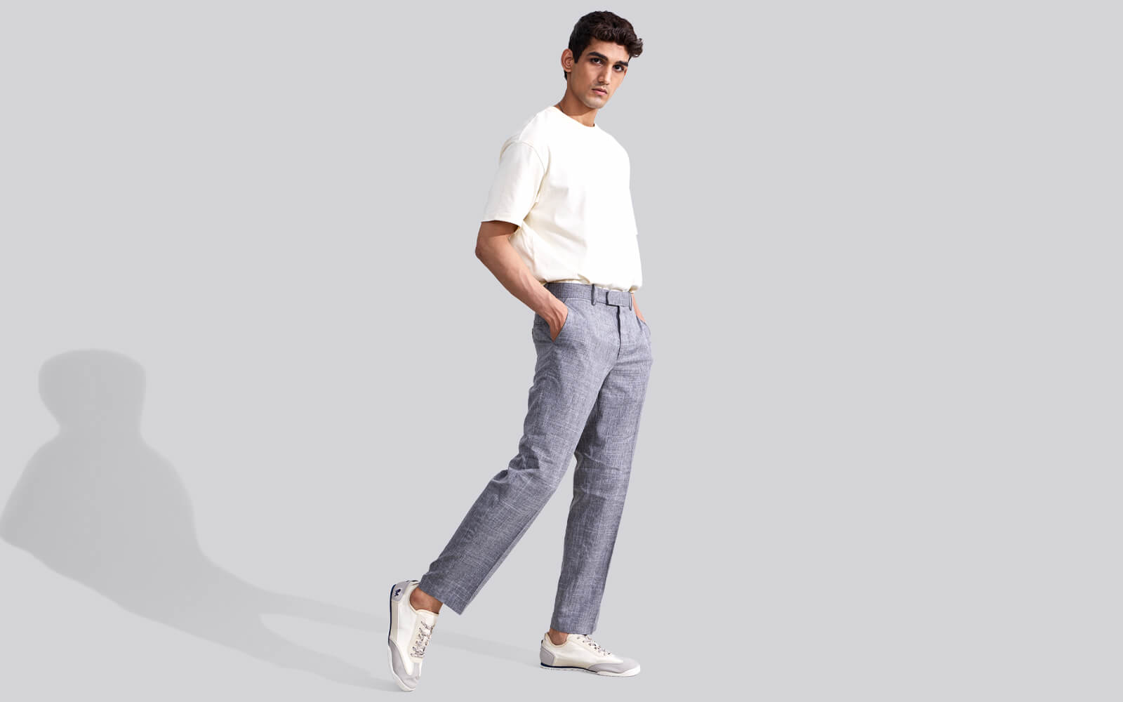 The Urban Ease : Ivory-Grey