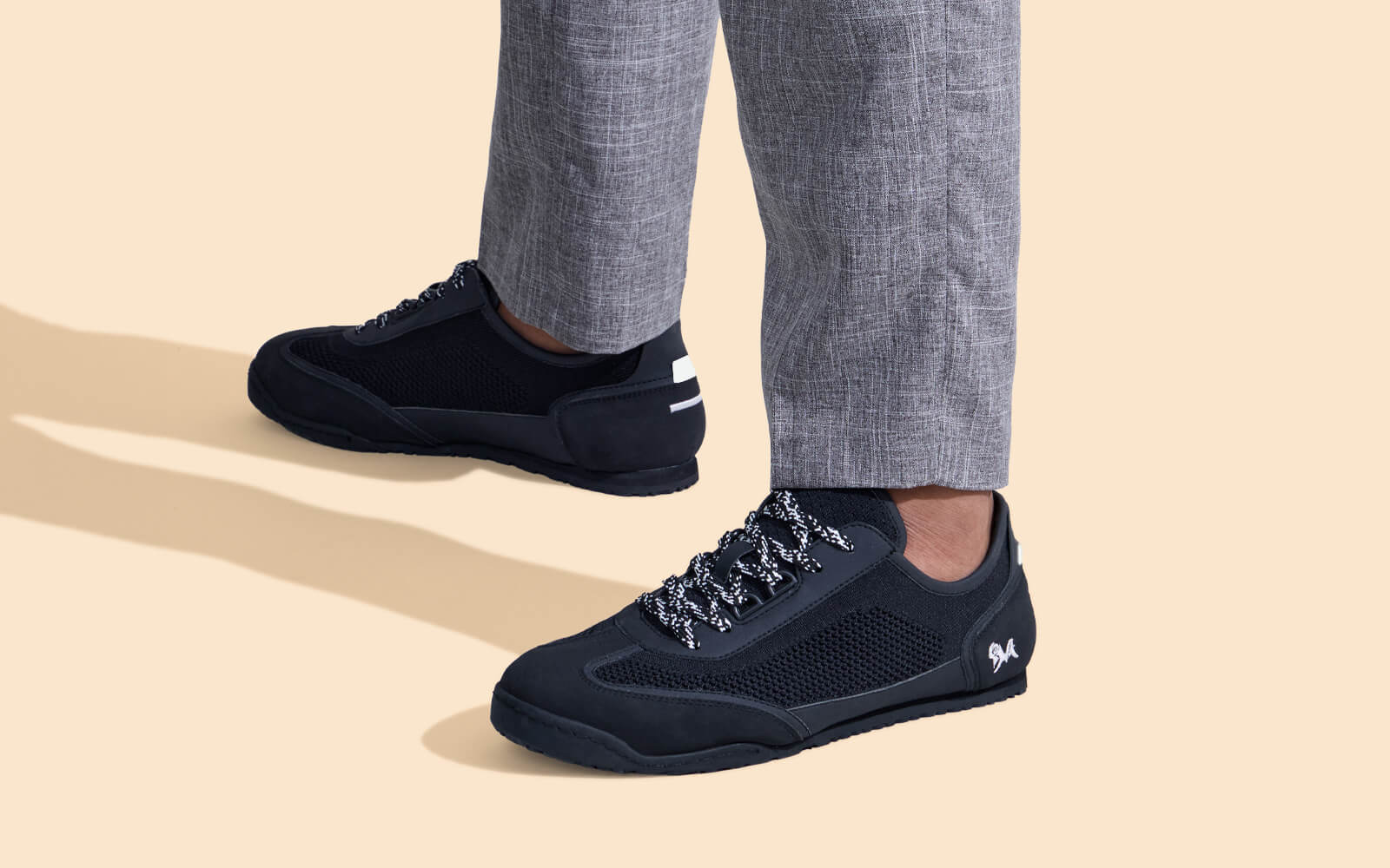 The Urban Knits: Black