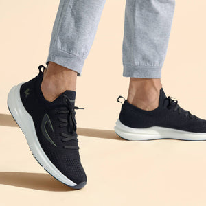 Whoosh Lite Sneakers : Black