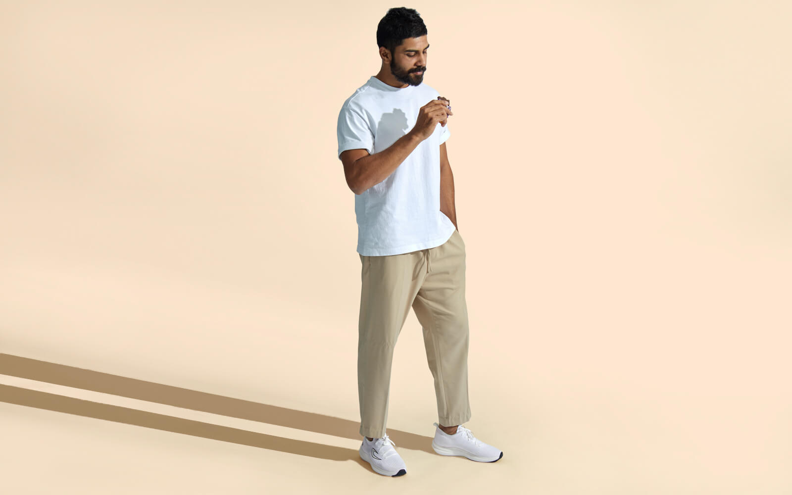 Whoosh Lite Sneakers : White