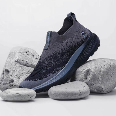 Blend Knit Slip Ons : Black-Grey