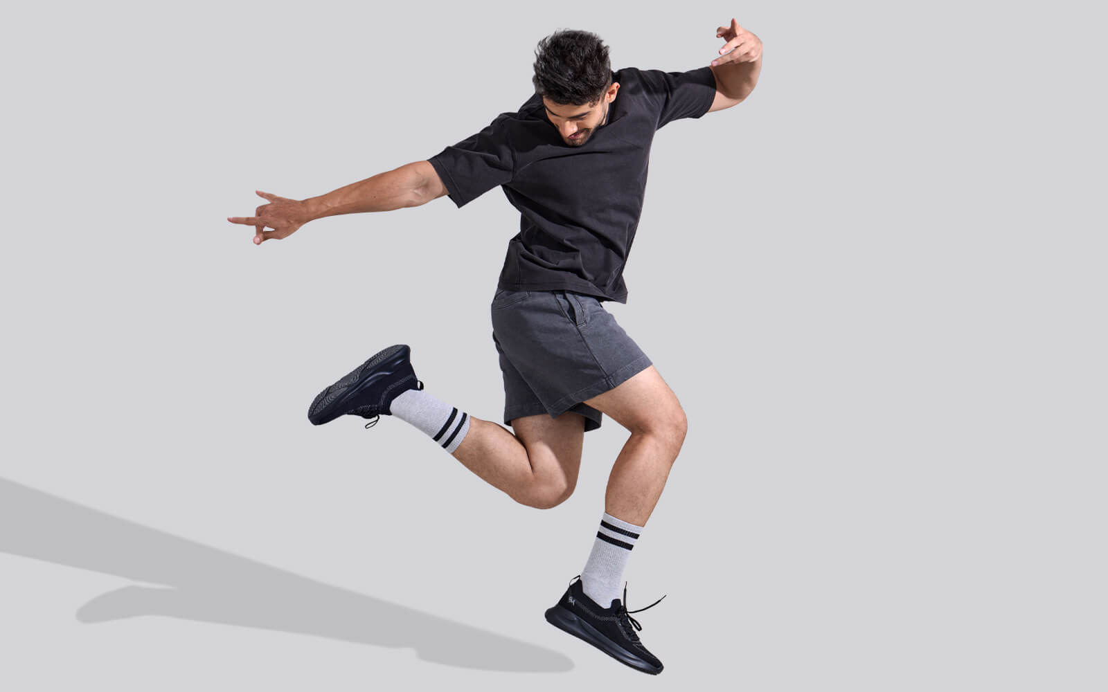 Begin Walk Leap : Black