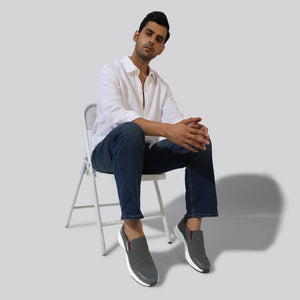The Dependables : Dark Grey-Maroon