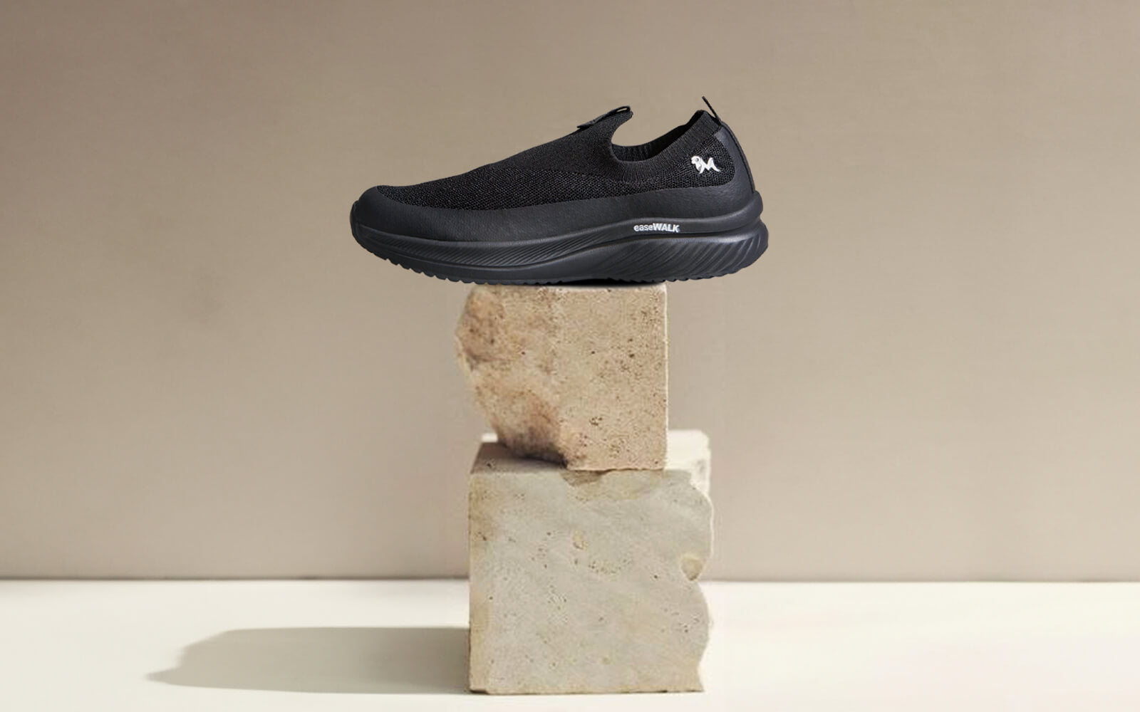 Ease Walk Slip Ons : Black