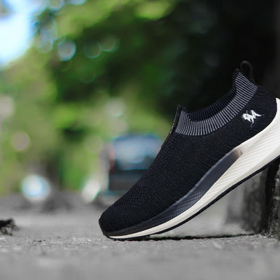 Grip Fit Slip Ons : Black