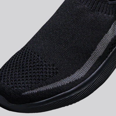 Everyday Basic Slip Ons : Black