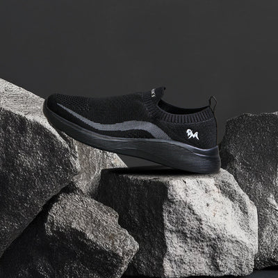 Everyday Basic Slip Ons : Black