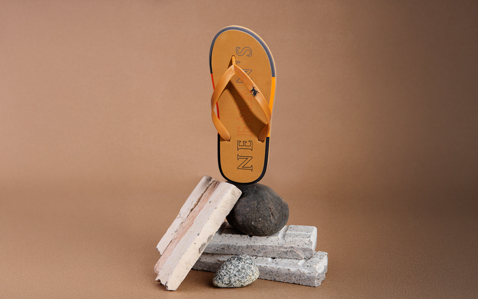 Recreation Flips : Tan