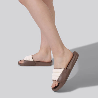 Squooshy Slides for Women : Ivory-Brown