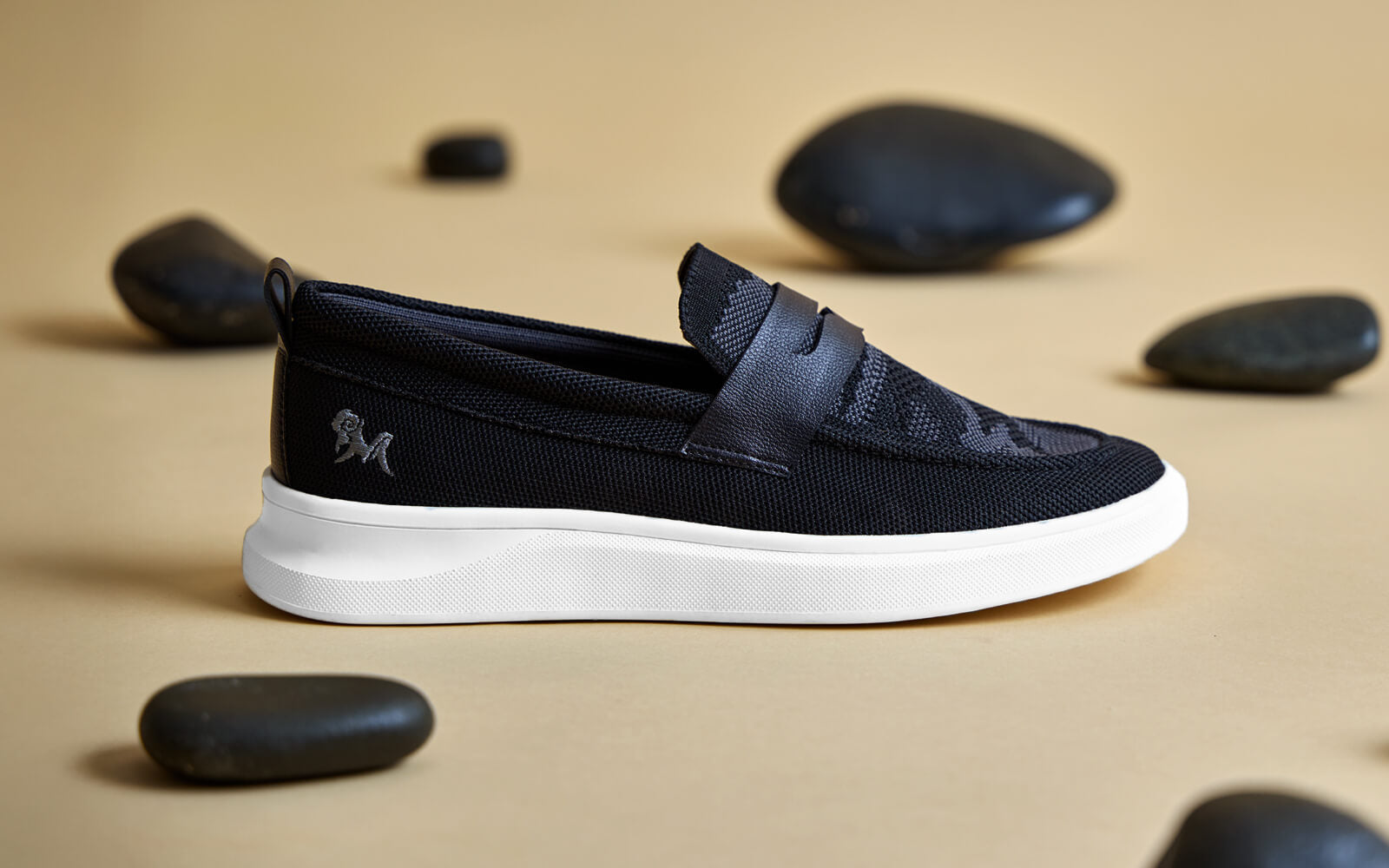 The Breezy Loafers : Black