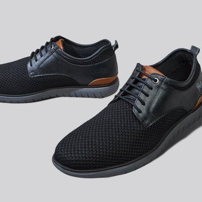 The Derbies : Black