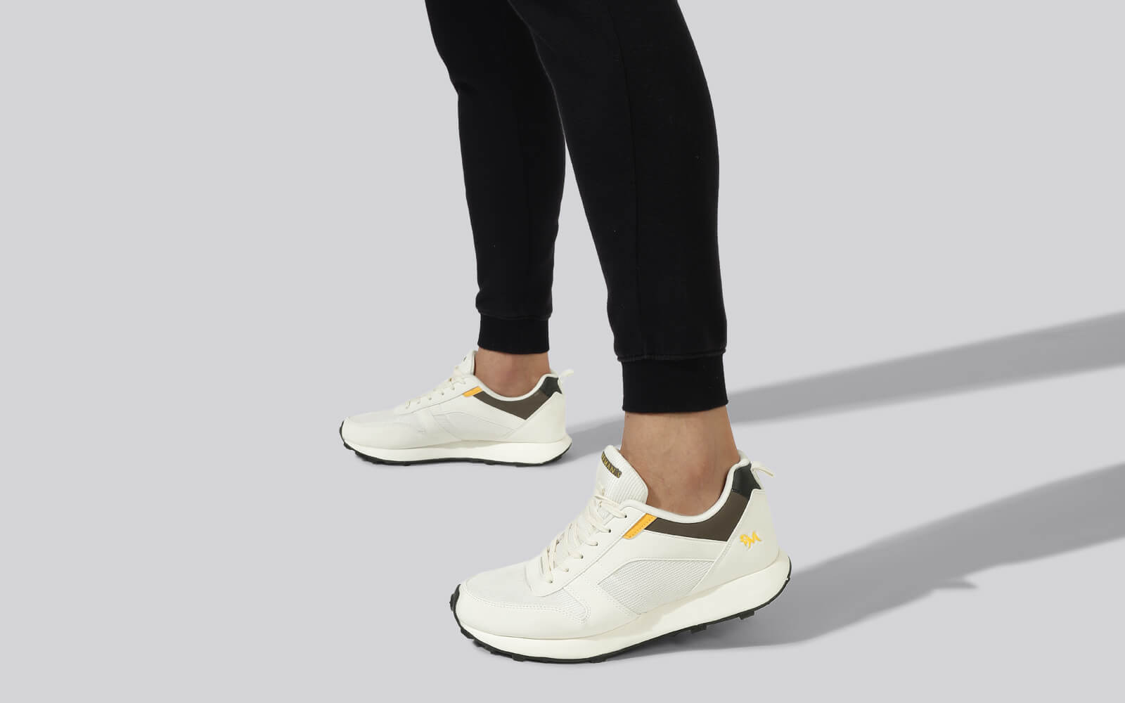 The Eighties : Ivory-Brown-Yellow