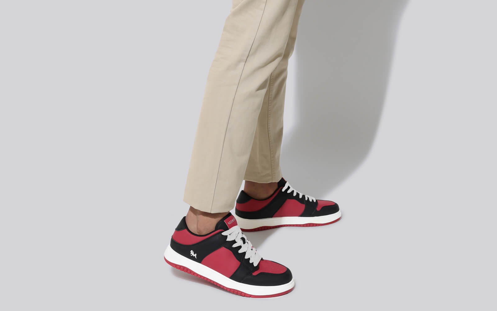 The Hip Hep : Black-Red