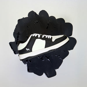 The Hip Hep : Black-White
