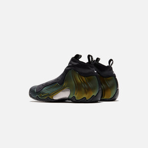 Nike Air Flightposite - Metallic Gold / Black / Metallic Silver / White / Black