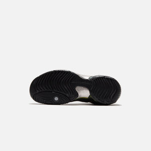 Nike Air Flightposite - Metallic Gold / Black / Metallic Silver / White / Black