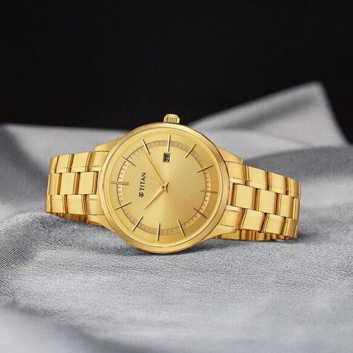 Titan Classique Slimline Champagne Dial Analog with Day and Date Stainless Steel Strap Watch for Men 40mm NS90142YM01