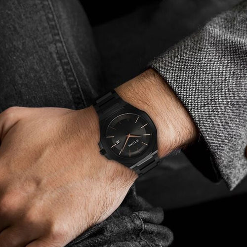 Titan Classic Slim Quartz Analog with Date Black Dial Stainless Steel Strap Watch for Men 43.5mm NT90167NM01