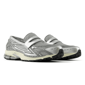New Balance 1906L Metallic Silver