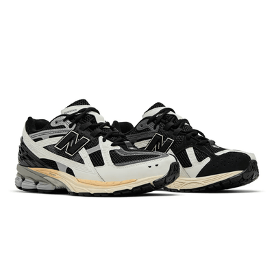 New Balance 1906U Black Sea Salt Magnet