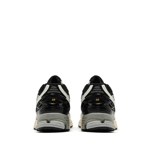 New Balance 1906U Black Sea Salt Magnet