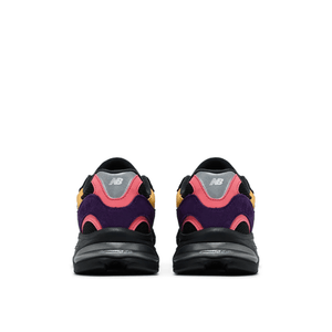 New Balance 2010 Kith Black Multi