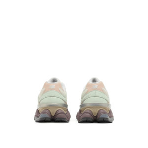 New Balance 9060 Clay Ash