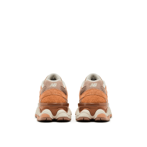 New Balance 9060 Flat Taupe Copper (Foot Locker Exclusive)