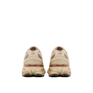 New Balance 9060 Flat Taupe Light Sparrow (Foot Locker Exclusive)