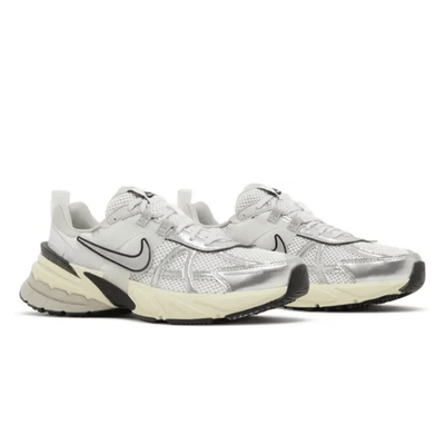 Nike V2K Run Fir (Women's)