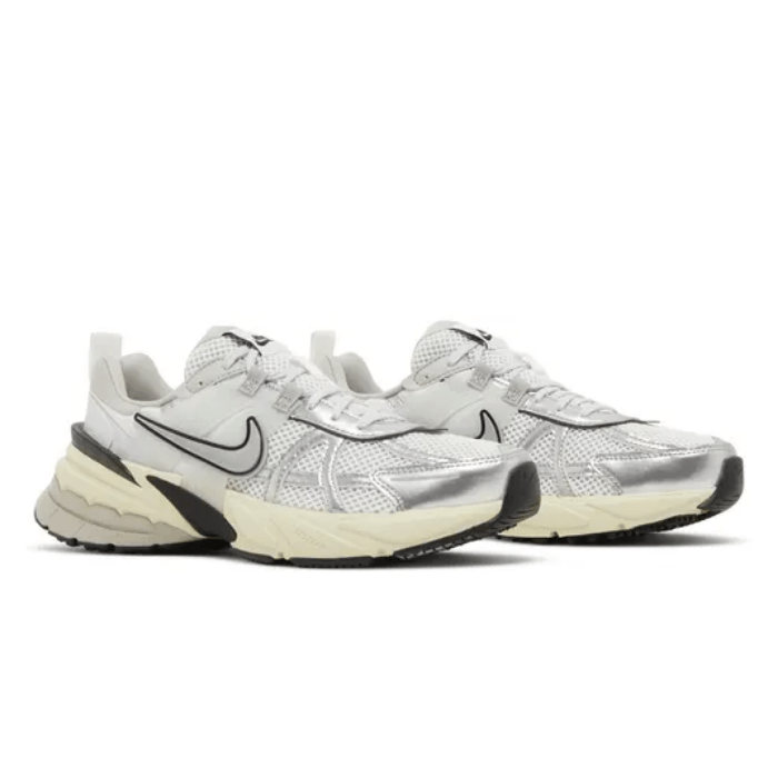 Nike V2K Run Fir (Women's)