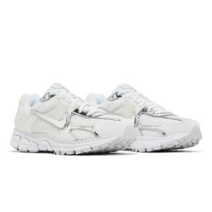 Nike Zoom Vomero 5 Chrome Toe (Women's)