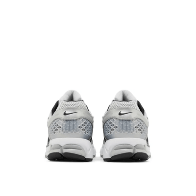 Nike Zoom Vomero 5 Metallic Silver Black