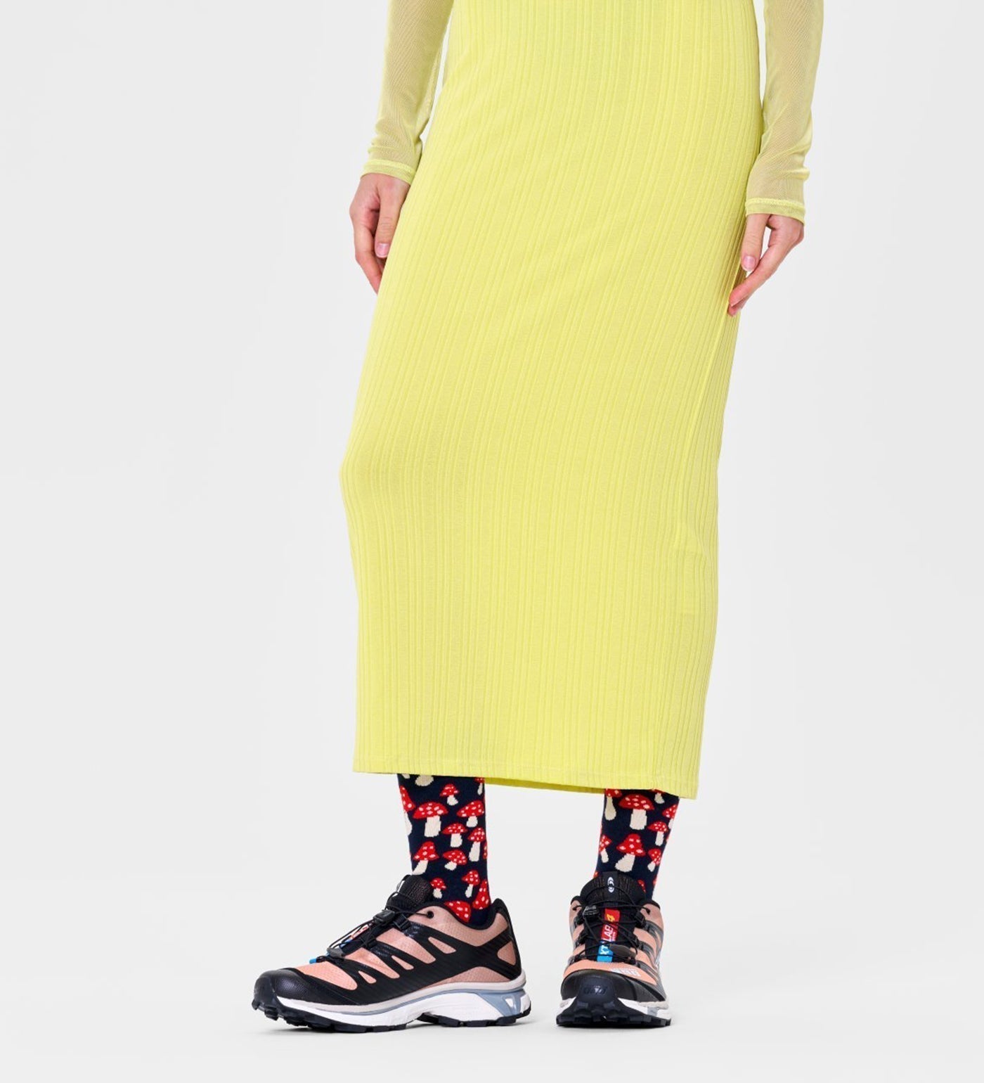 Happy Socks Unisex Mushroom Crew Length Socks for Women and Men