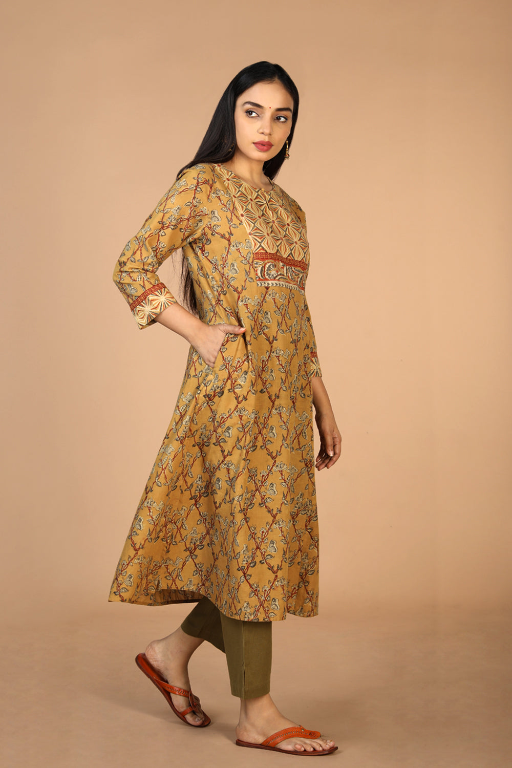 Ethnic embroidered Kalamkari kurti