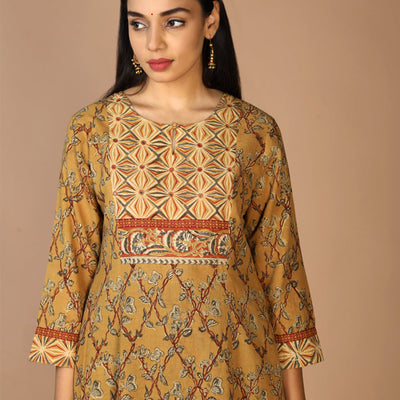 Ethnic embroidered Kalamkari kurti