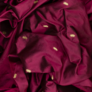 Crimson Handloom Paithani Silk Saree With Mango Zari Buttas-Crimson