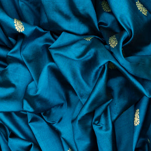 Light Blue Handloom Paithani Silk Saree With Peacock Buttas-Light Blue