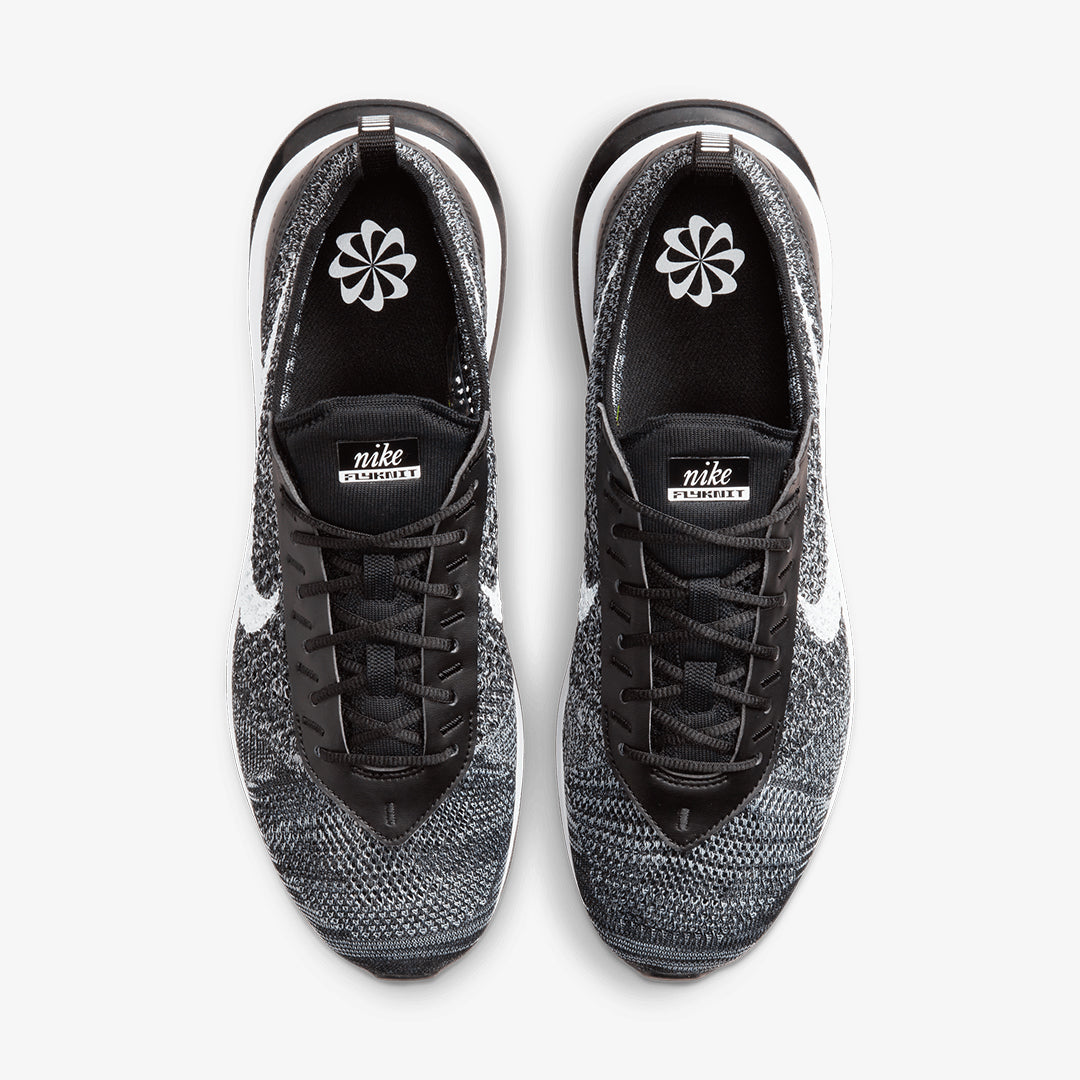Nike | AIR MAX FLYKNIT RACER  { BLACK/WHITE