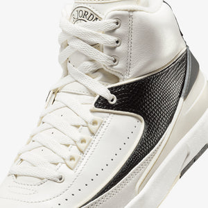 Jordan | AIR JORDAN 2 RETRO  { SAIL/COCONUT MILK-BLACK