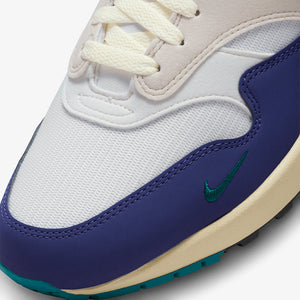 Nike | AIR MAX 1  { SAIL/DEEP ROYAL BLUE-LT OREWOOD BRN