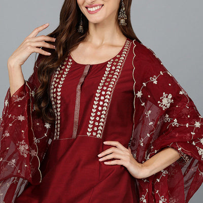 Maroon Silk Blend Straight Kurta Pant With Dupatta PKSKD1902