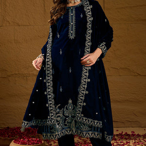 Blue Velvet Solid Embroidered Straight Trousers Suit Set PKSKD2277