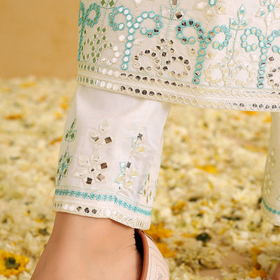 White Silk Blend Solid Embroidered Straight Trouser Suit Set PKSKD2478