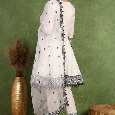White Silk Blend Embroidered Thread Work A-Line Trouser Suit Set PKSKD2508WHT
