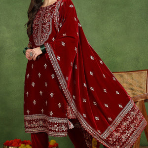 Red Velvet Ethnic Motifs Printed Straight Suit Set PKSKD2767