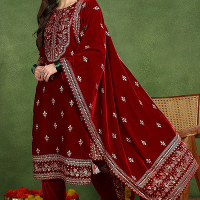 Red Velvet Ethnic Motifs Printed Straight Suit Set PKSKD2767