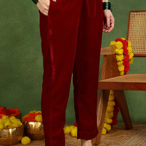 Red Velvet Ethnic Motifs Printed Straight Suit Set PKSKD2767