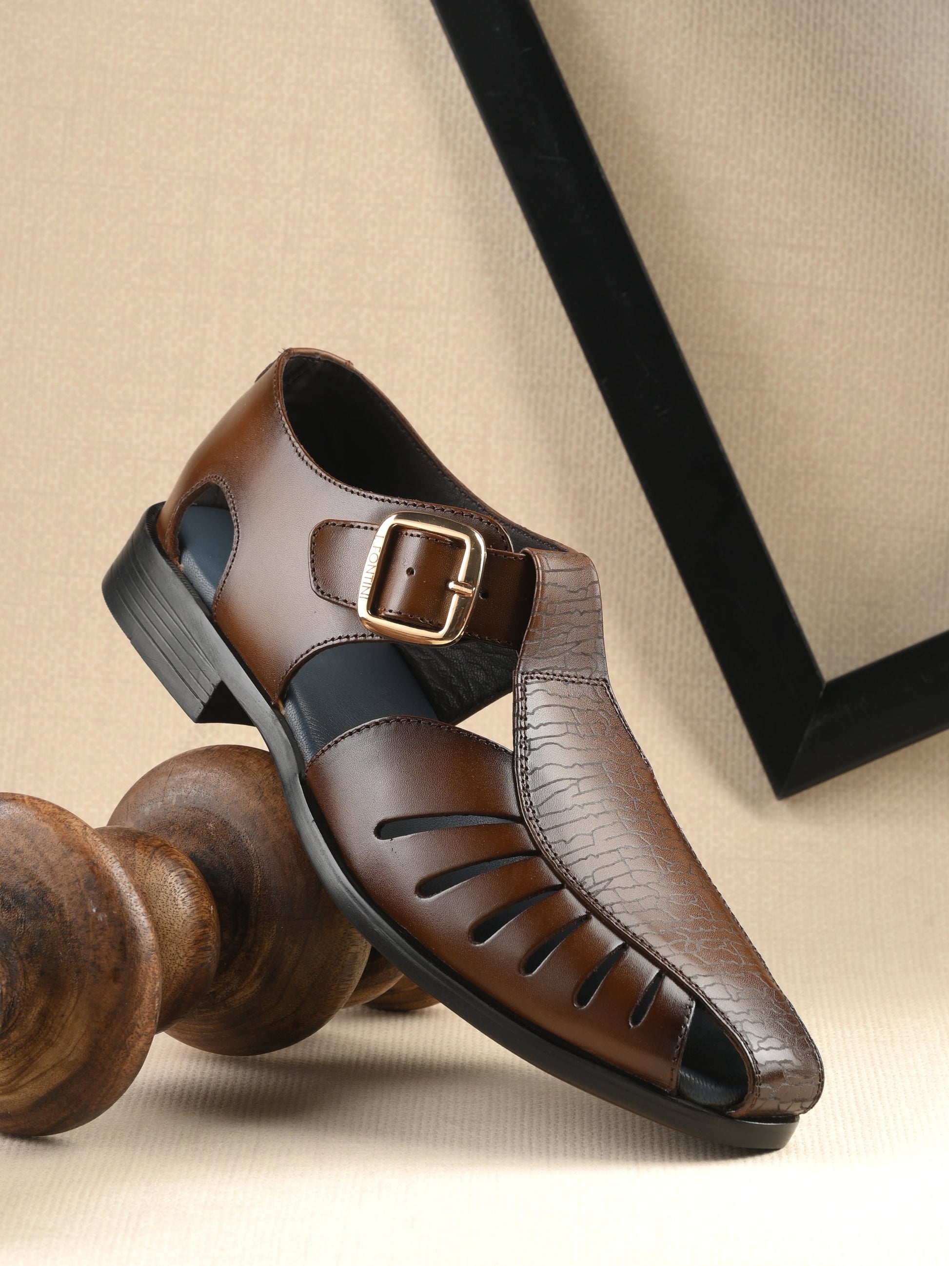 Egoss Peshawari Sandals For Men